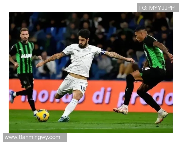 重庆足球队的控制策略与发展前景深度解析 重庆足球队的控制策略与发展前景深度解析